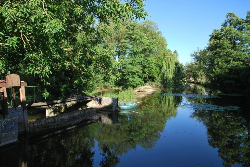 הוילה Annay-sur-Serein Magnifique Moulin Proche Chablis, Jacuzzi Et Riviere מראה חיצוני תמונה
