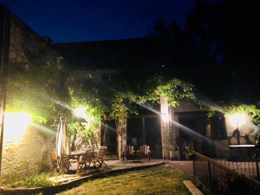 הוילה Annay-sur-Serein Magnifique Moulin Proche Chablis, Jacuzzi Et Riviere מראה חיצוני תמונה