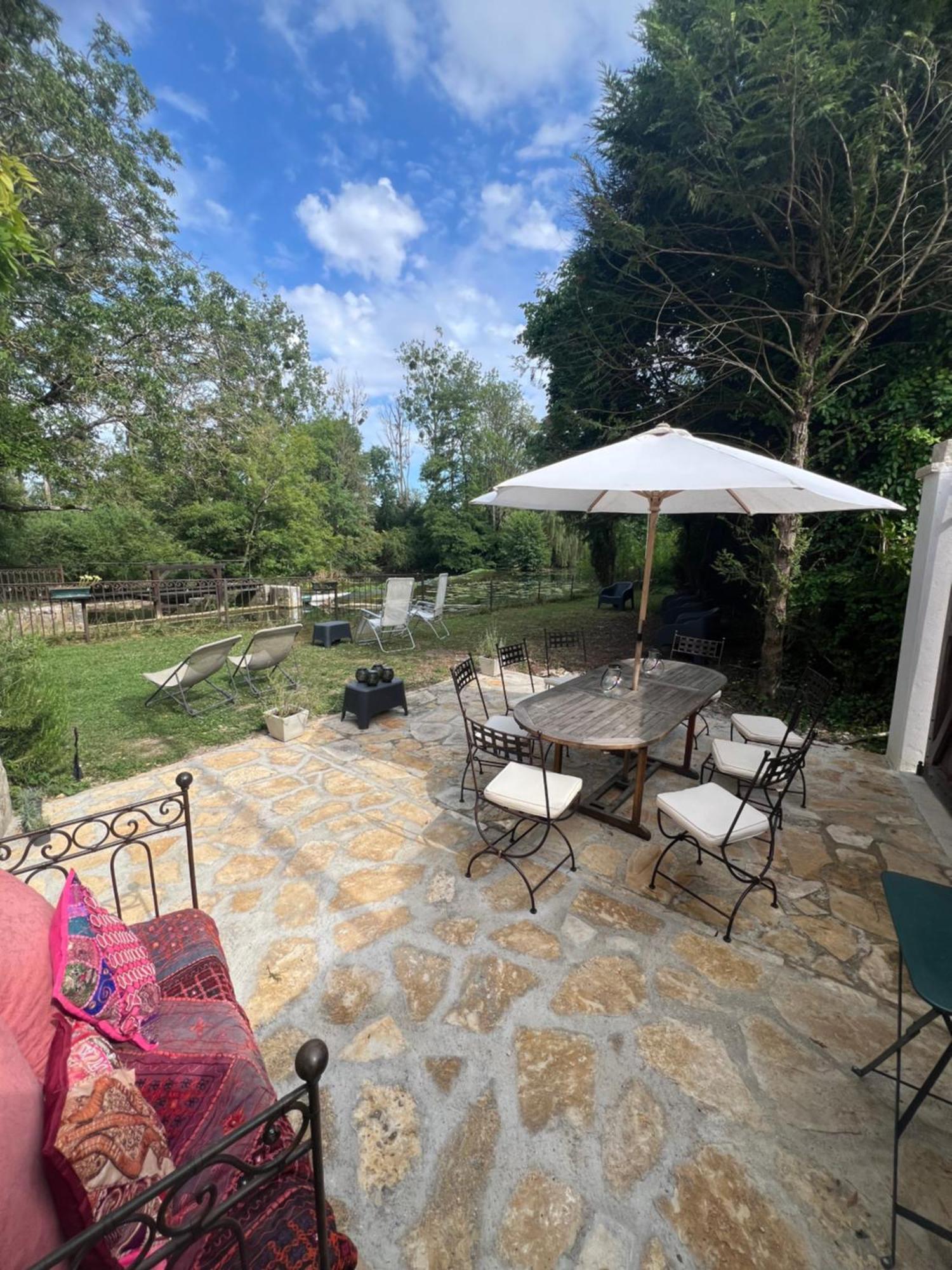 הוילה Annay-sur-Serein Magnifique Moulin Proche Chablis, Jacuzzi Et Riviere מראה חיצוני תמונה